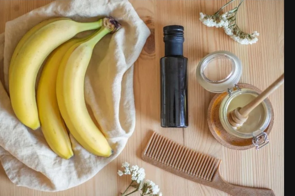 Como fazer uma máscara capilar de&nbsp;banana