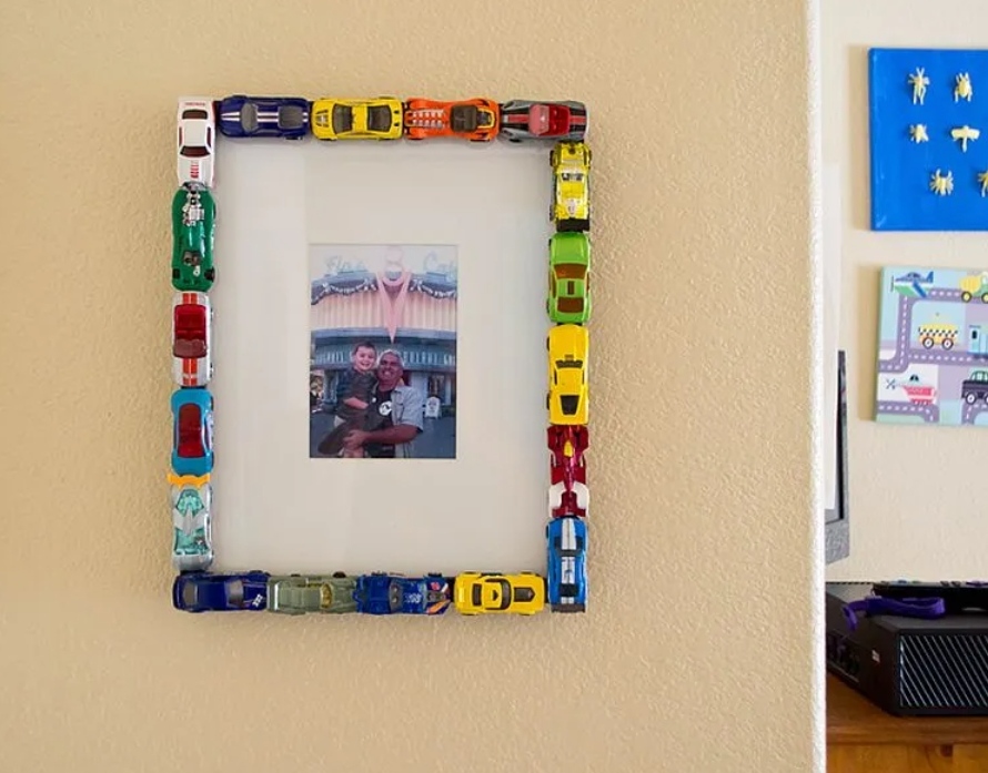 12 ideias de porta-retratos DIY super fáceis de fazer