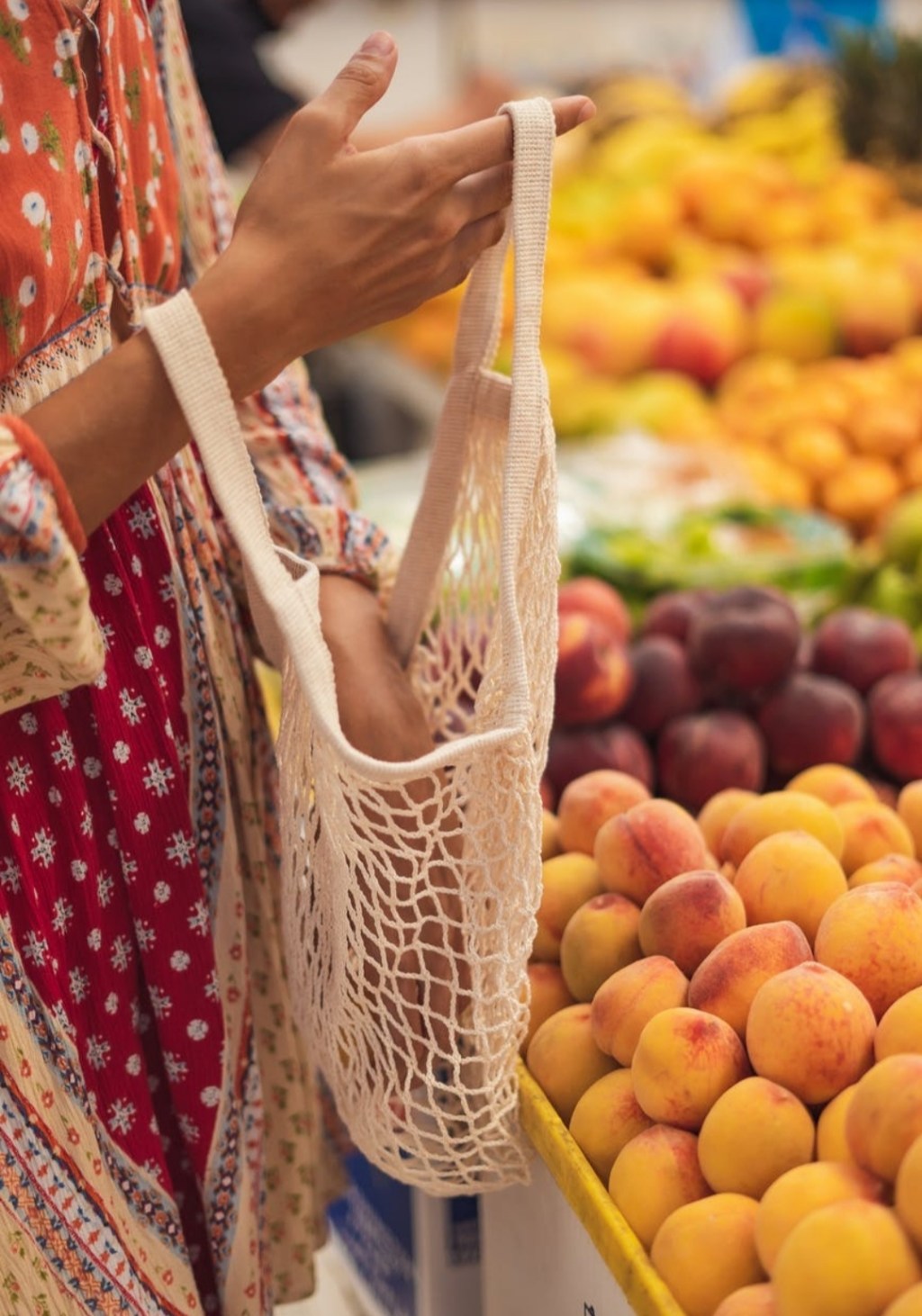 Assista a “Os aditivos químicos presentes em 4 de cada 5 alimentos vendidos nos mercados do Brasil” no YouTube